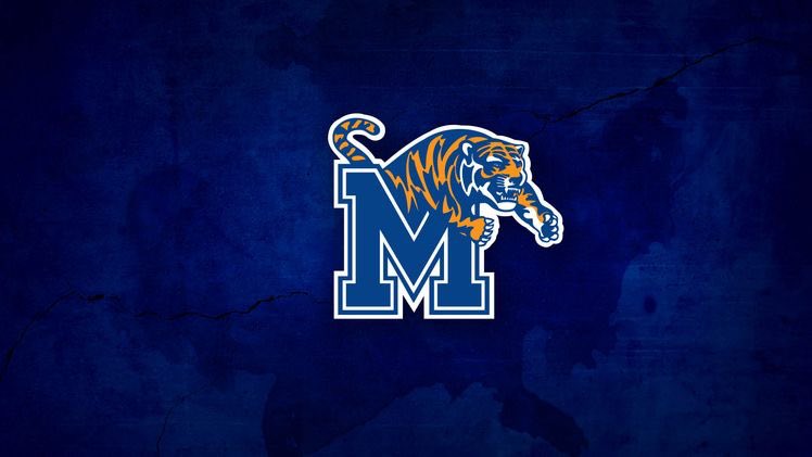 settles_cameron's tweet photo. After a great conversation with @Coach__Myers I am extremely blessed to receive my 1st offer from the University of Memphis🙌🏾🙌🏾 @MemphisFB @ParkviewLr @TrueBuzzFB @FAB44TV_ https://t.co/LGYEC9UJJW