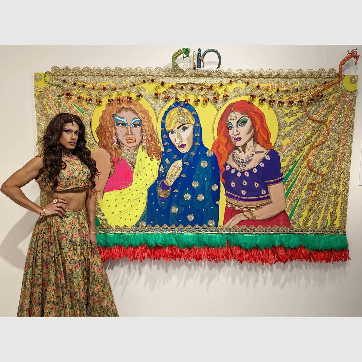 MasalaSapphire's tweet photo. I'M CRYING!!!  I cannot believe there is a painting of me hanging in a museum!!! Of course I had to take a road trip (back in November) to go see it. Such an incredible experience, I will never forget this day. https://t.co/4qL9FeNNjh