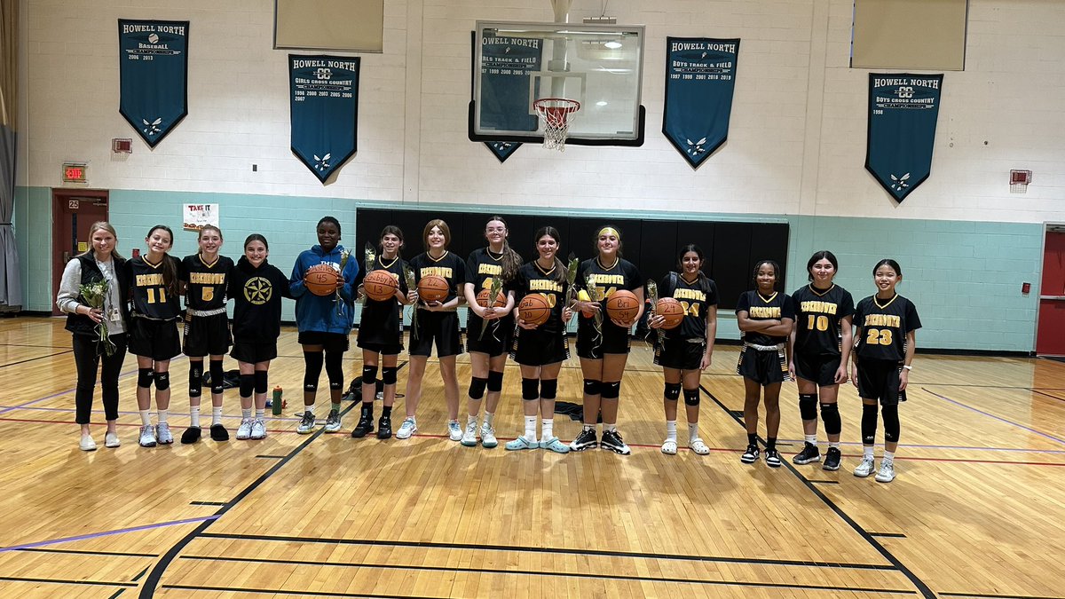 mariab7579's tweet image. Last Game of the DDE Girls Basketball Season !!  Good Job Girls!! And Congrats to our 8th graders on their final season playing for DDE !! #goladygenerals @DDEGambino @DDE_AGiarratano