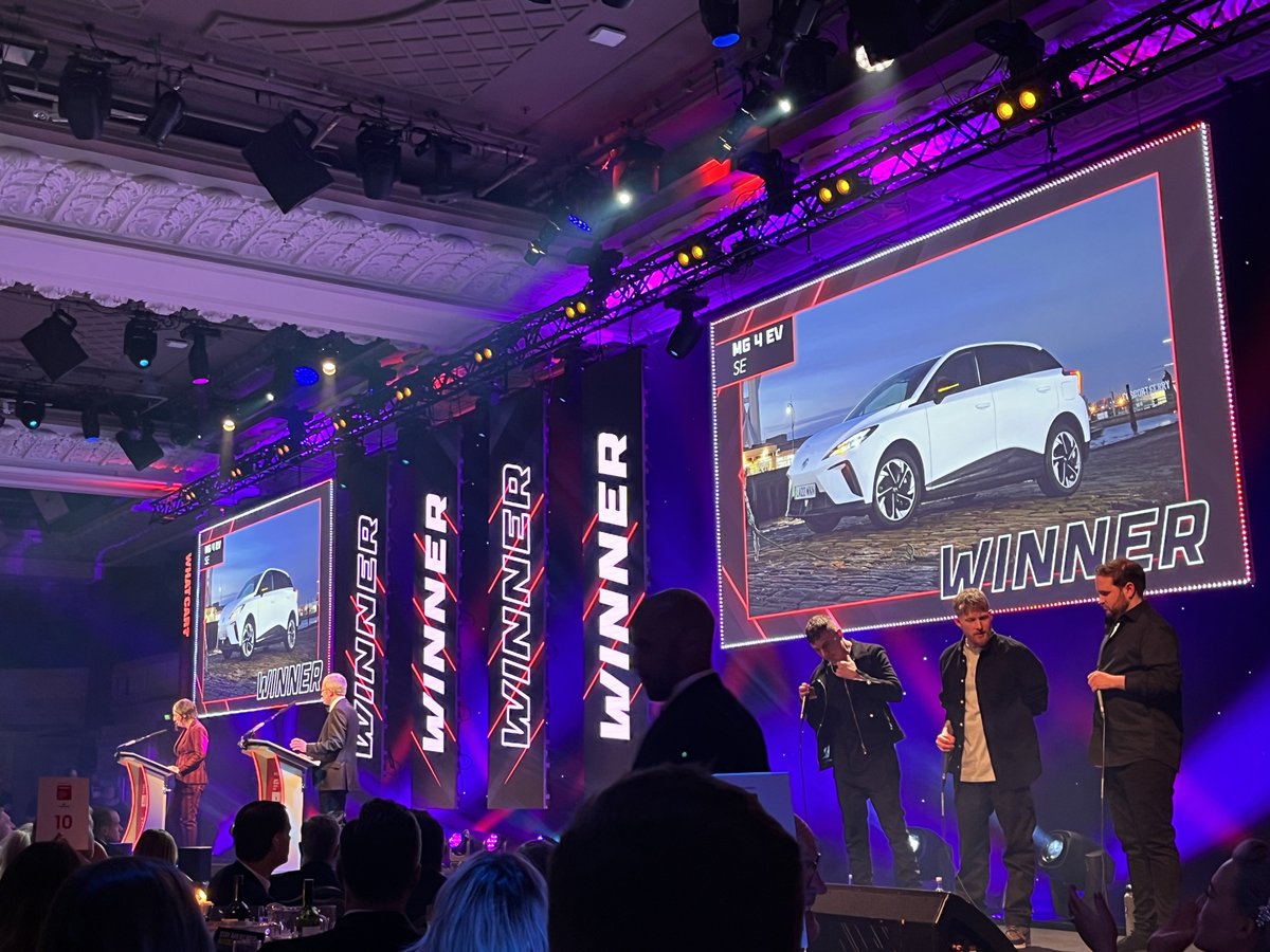 Massive congrats to <a href="/MGmotor/">MG Motor UK</a> for the fantastic MG4 winning the best Small Electric Car of the year, sponsored by <a href="/myenergiuk/">myenergi</a> at the <a href="/whatcar/">What Car?</a> awards 👏