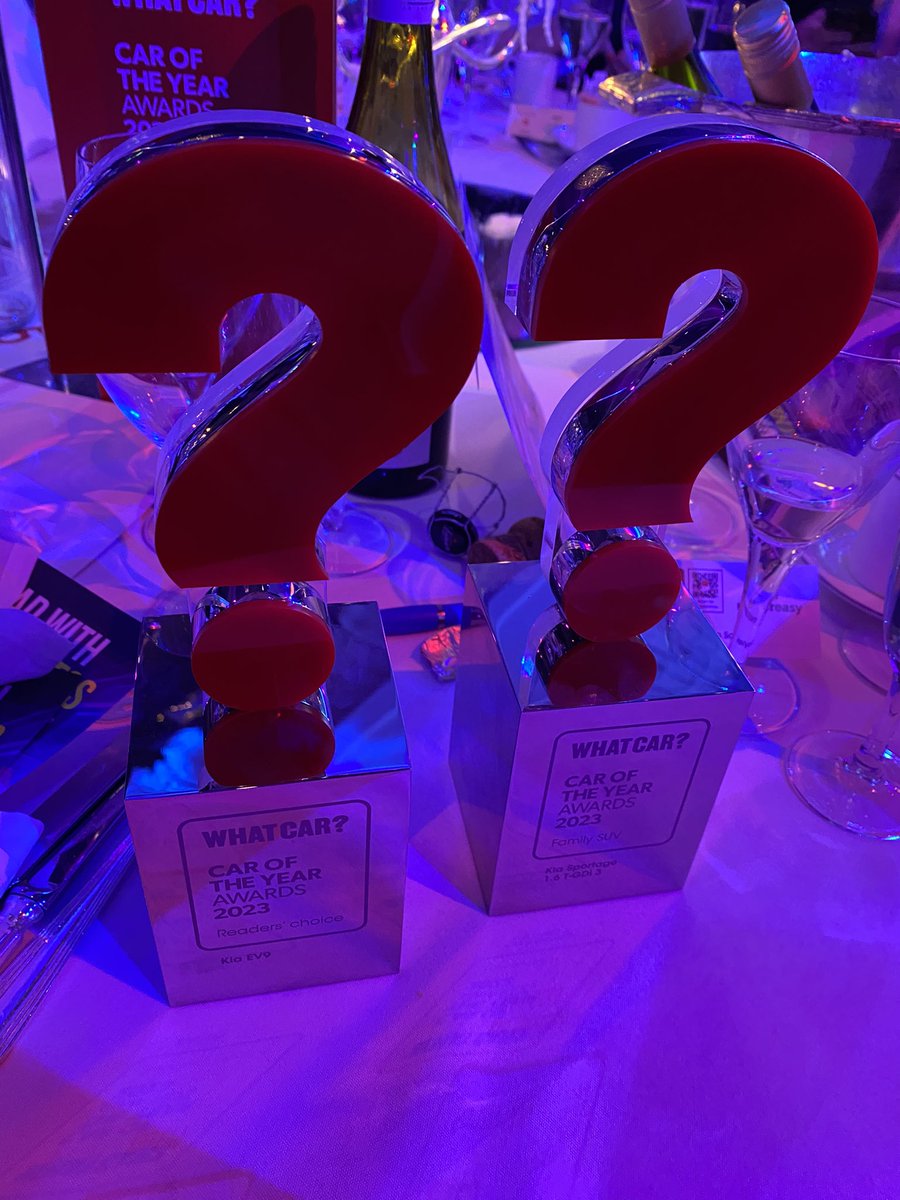 Dan_Sayles's tweet image. Good gong! Great recognition for @KiaUK at the @whatcar awards tonight…continued appreciation for the excellent Sportage and huge anticipation for a car that’s not even been unveiled yet - the EV9!