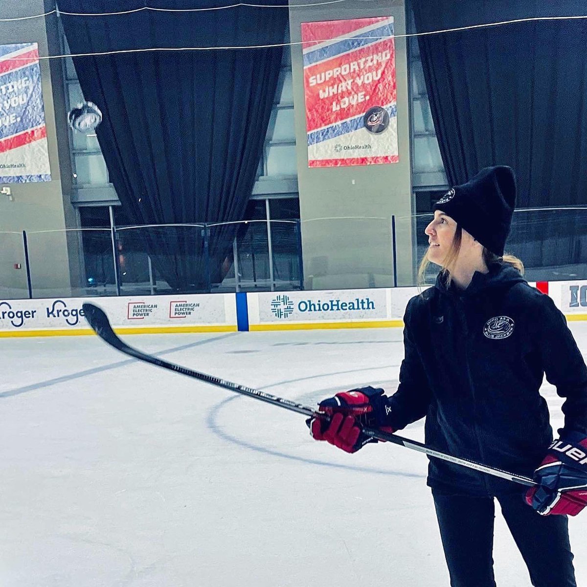 614Hockey's tweet photo. Looks like Girls @AAABlueJackets alum &amp; coach @emma_titus is loving her @WarroadBrand gear from @614Hockey. 

It is pretty fantastic gear. https://t.co/2RVanffCkt