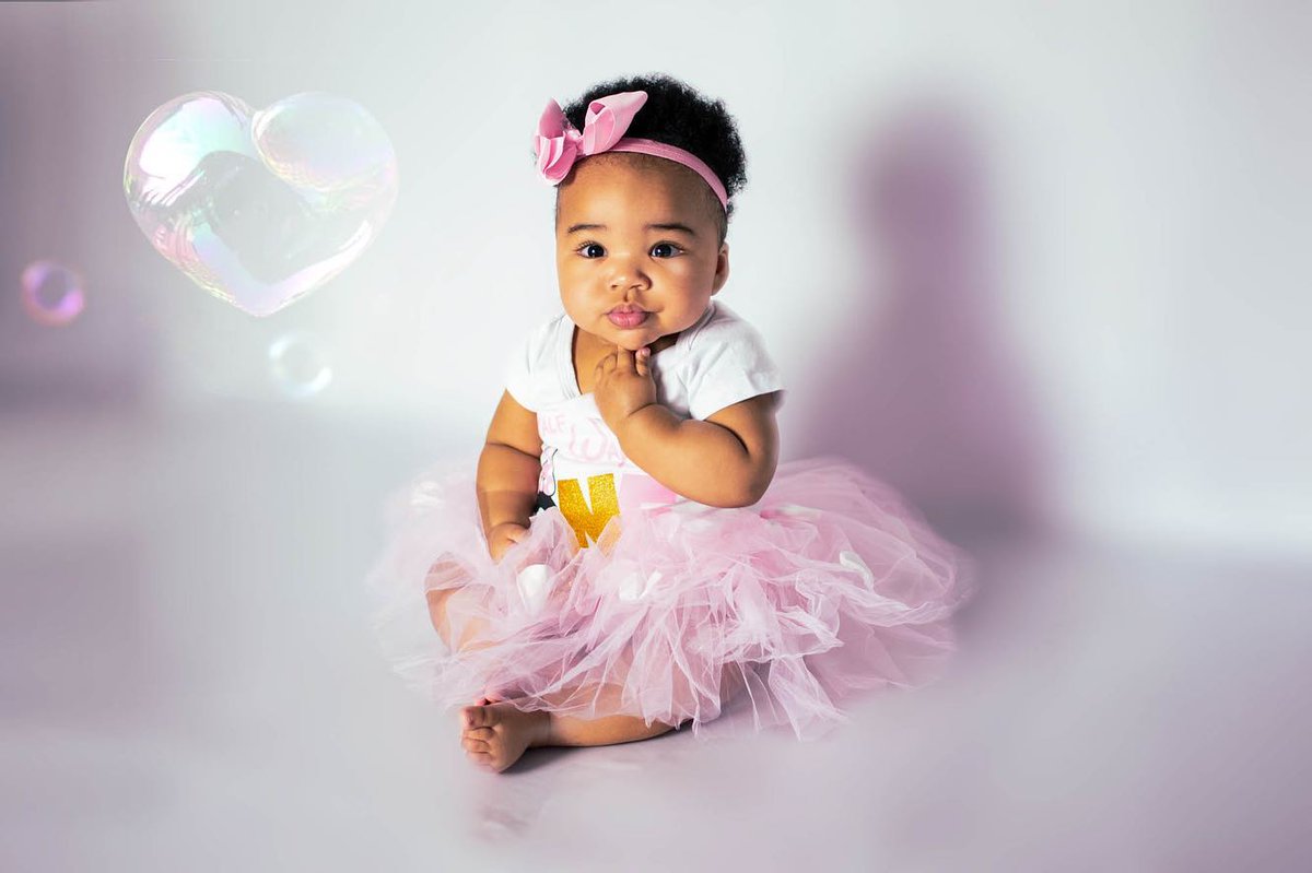 CakeLadyStudio's tweet photo. Interested in two for one deals?
I’ve added a new service and am excited to share! Get your custom cake and professional photos with a Cake Smash Photo Session https://t.co/oTEg7iyWAj