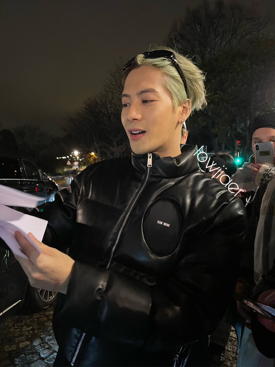 𝘌𝘷𝘢 ☾ tweet media