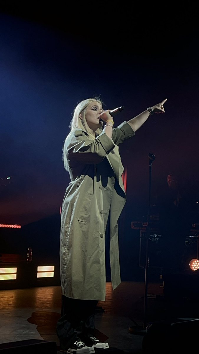 reneesrapp's tweet photo. can’t believe these pics came from my phone 🥺 https://t.co/TYvsTt0HJn