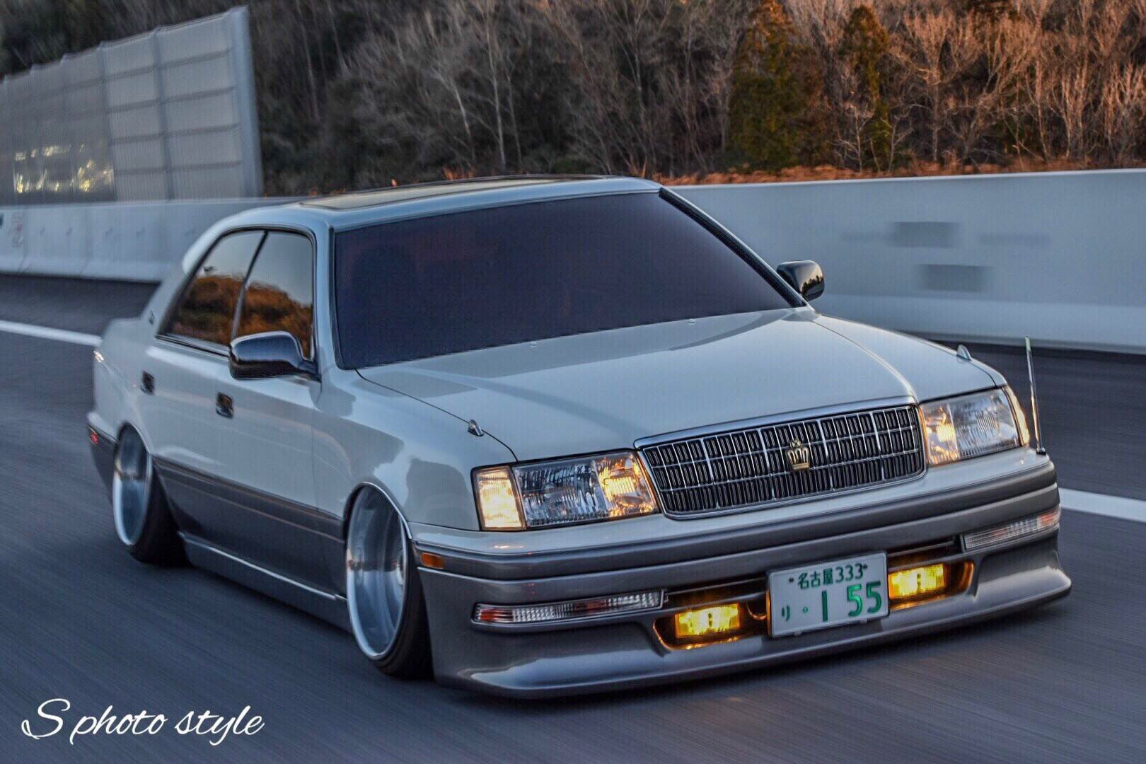 Toyota Crown стэнс