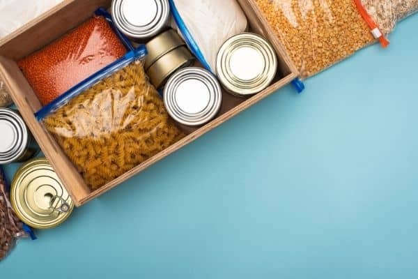 organizingmoms's tweet photo. How to Set Up a Pantry Under Your Stairs https://t.co/Q1XdCBnnLW https://t.co/cLgMgyf6ee