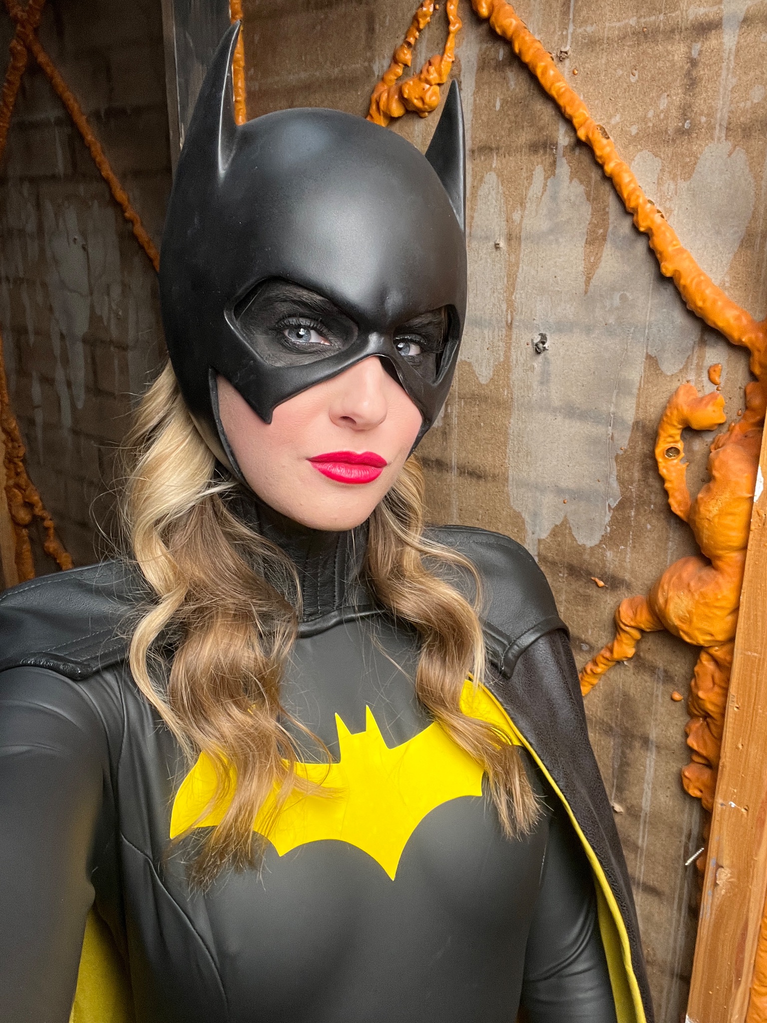 Ashley Lane Batgirl Twitter