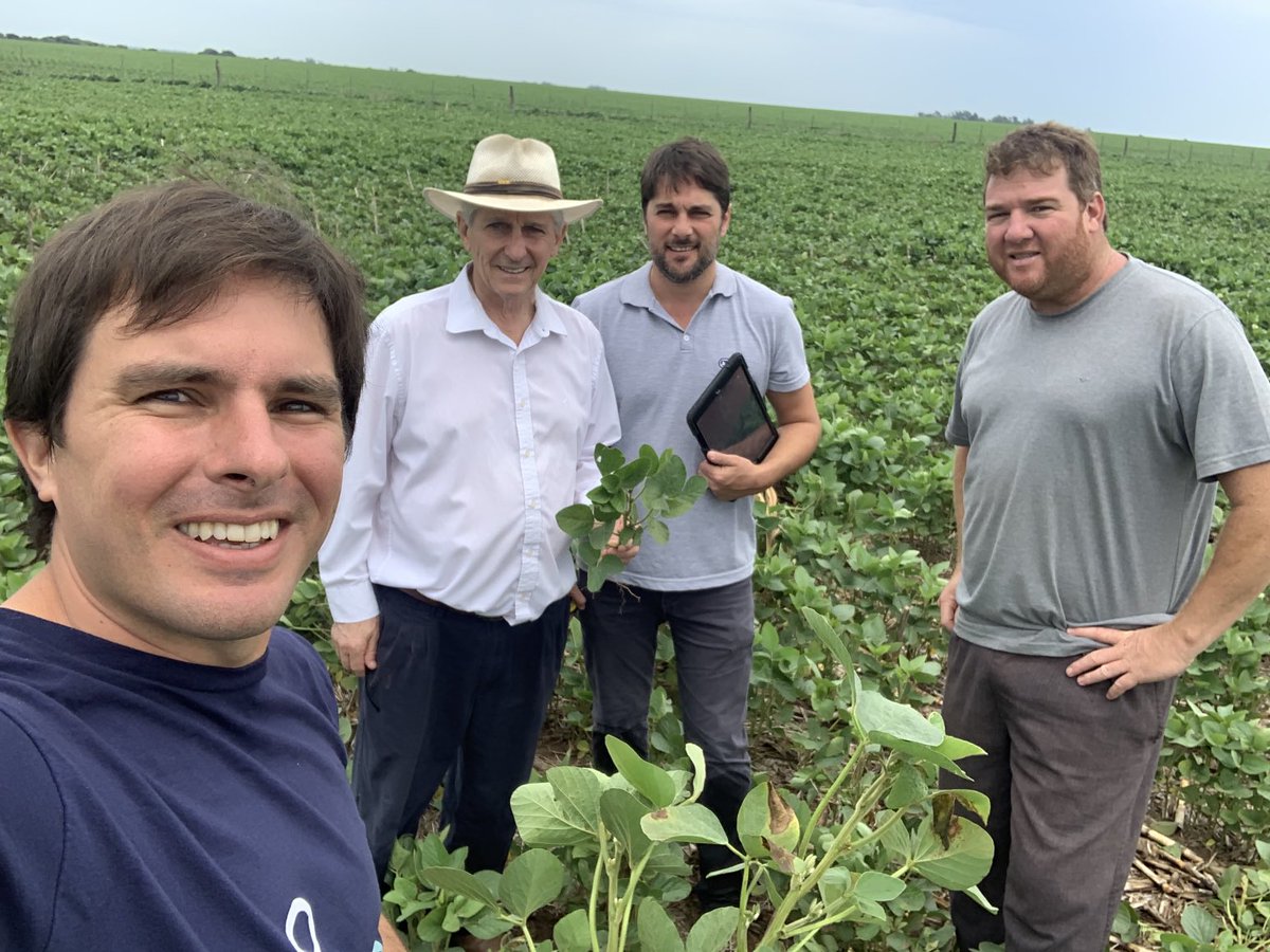 DamianCGomez's tweet photo. Validando los tratamientos a campo para luego aplicar analítica Optimus. Análisis agnóstico y escalable para validar prácticas de manejo, distintos semilleros, fertilizantes, biológicos y redes de ensayos digitales de cultivares. ⁦@DymaxionLabs⁩ #startup #agro https://t.co/UWDKxgNkeI