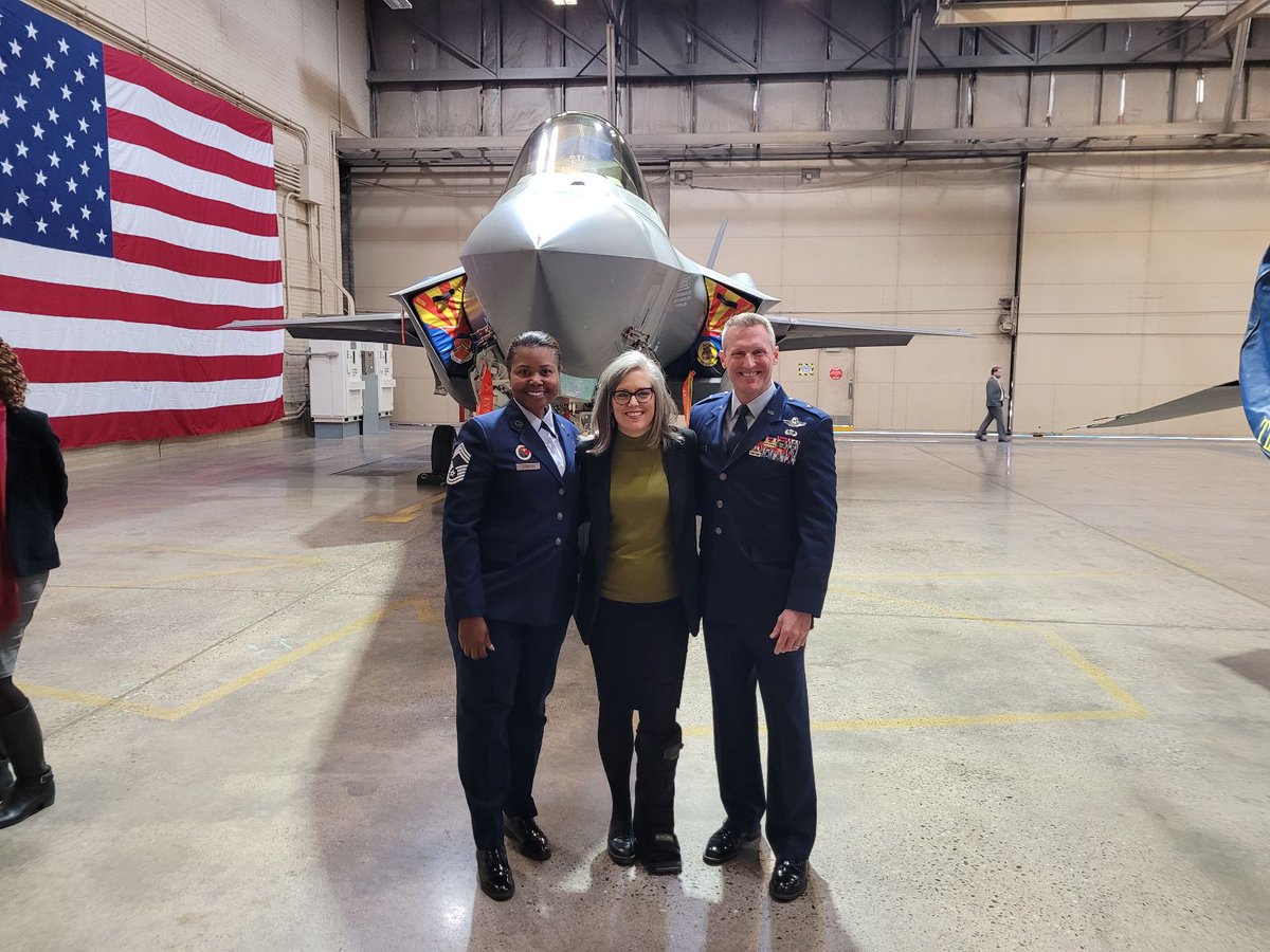 Governor Katie Hobbs tweet media