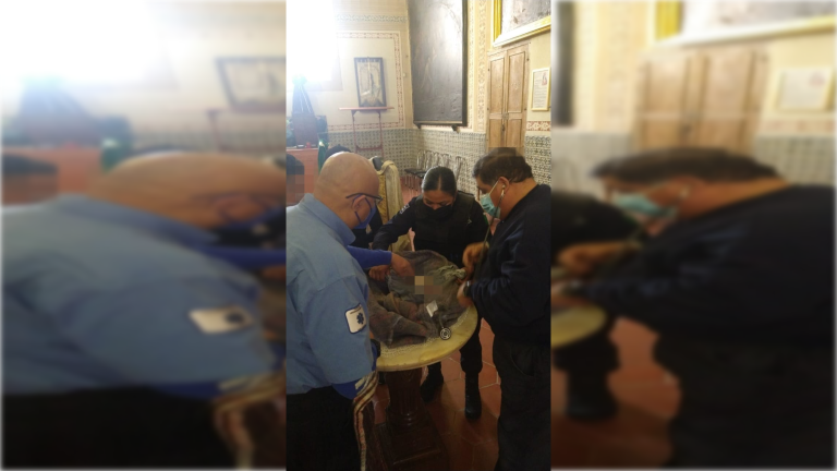 AntenaSanLuis's tweet photo. #SLP │ Hallan a #nacida en el #atrio de la #iglesia del #BarriodeTlaxcala en #SLP
Vecinos de la zona se percataron del hecho y dieron aviso a las autoridades -> https://t.co/3lGwsSEZK7 https://t.co/jzfpw164vu