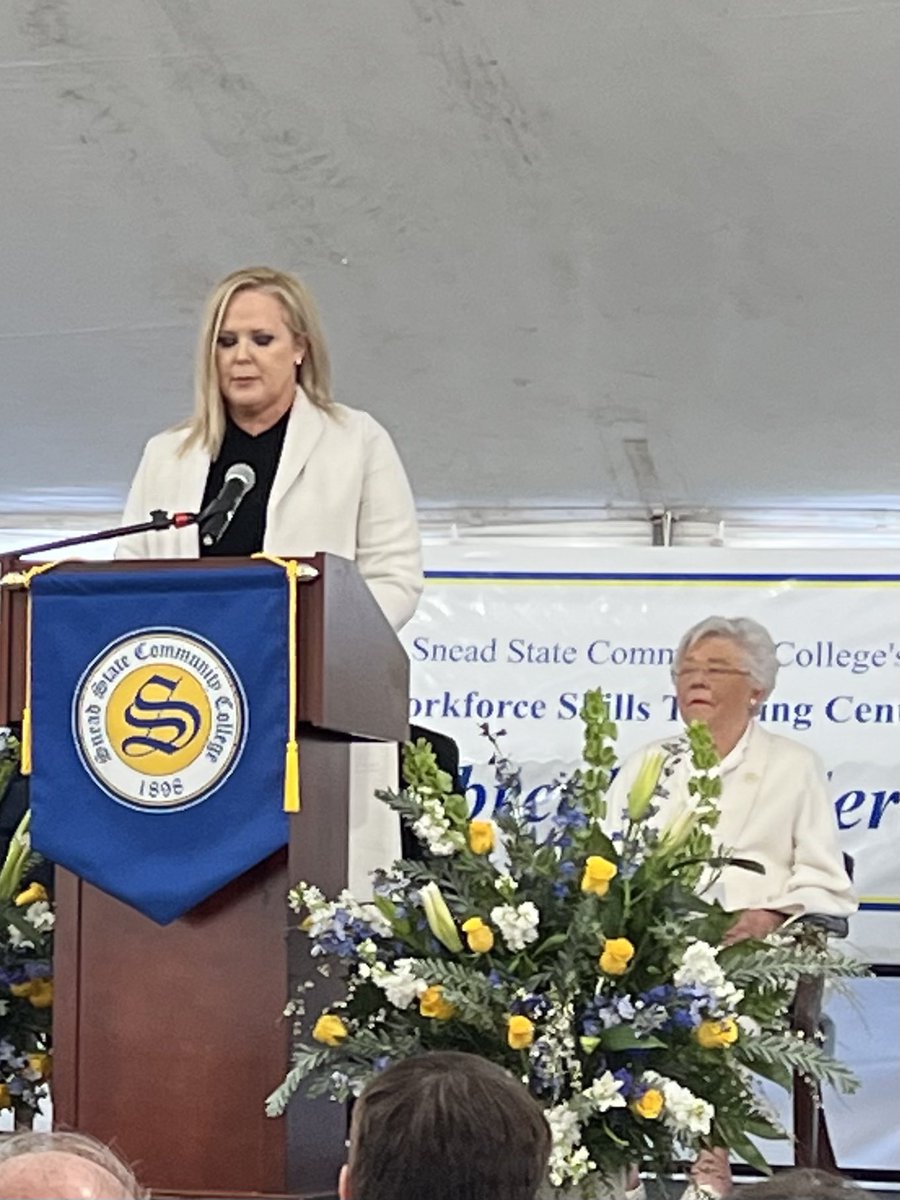 SpikeAnnie's tweet photo. Snead State Groundbreaking Ceremony!  Great day for Marshall County!  @CindyWigleySup @LauraByars4 @abnaugher @marshall_school https://t.co/nAyRHDqjsX