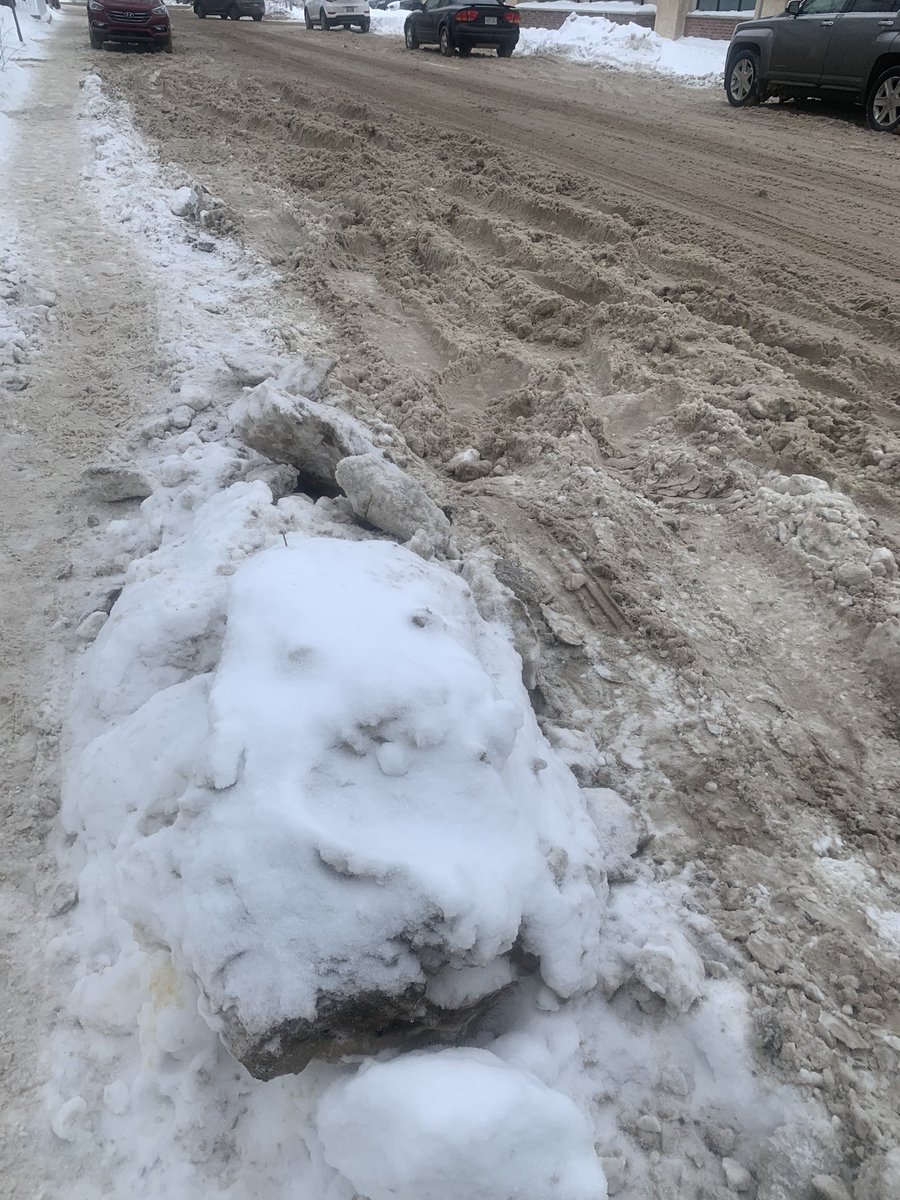 trevor_c's tweet photo. @ctvregina @CityofRegina The 2100 block of Robinson is pretty bad. It’s down to one lane when cars are parked on both sides. It is a busy area with pedestrians and 2 hr parking for access to businesses. It’s a big mess in the middle of the block. #yqr https://t.co/iEfKgslrXj