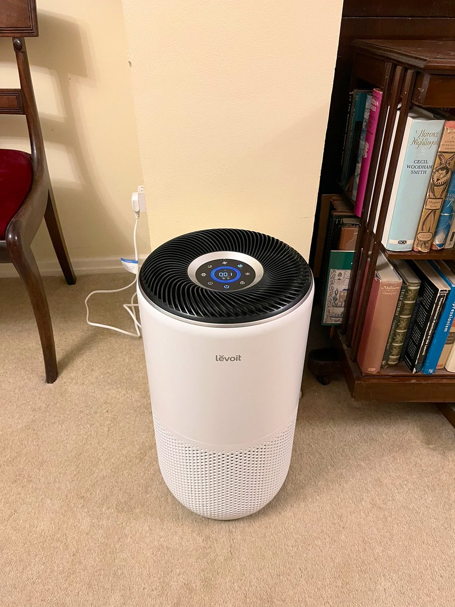 It’s peak respiratory disease season, so here’s my HEPA filter to remove ‘germs’ from the air. Just like at Davos. They know that by keeping the air clean, they reduce the chances of picking up covid/flu/etc. Done using simple technology, doing its thing, out of sight #DavosSafe