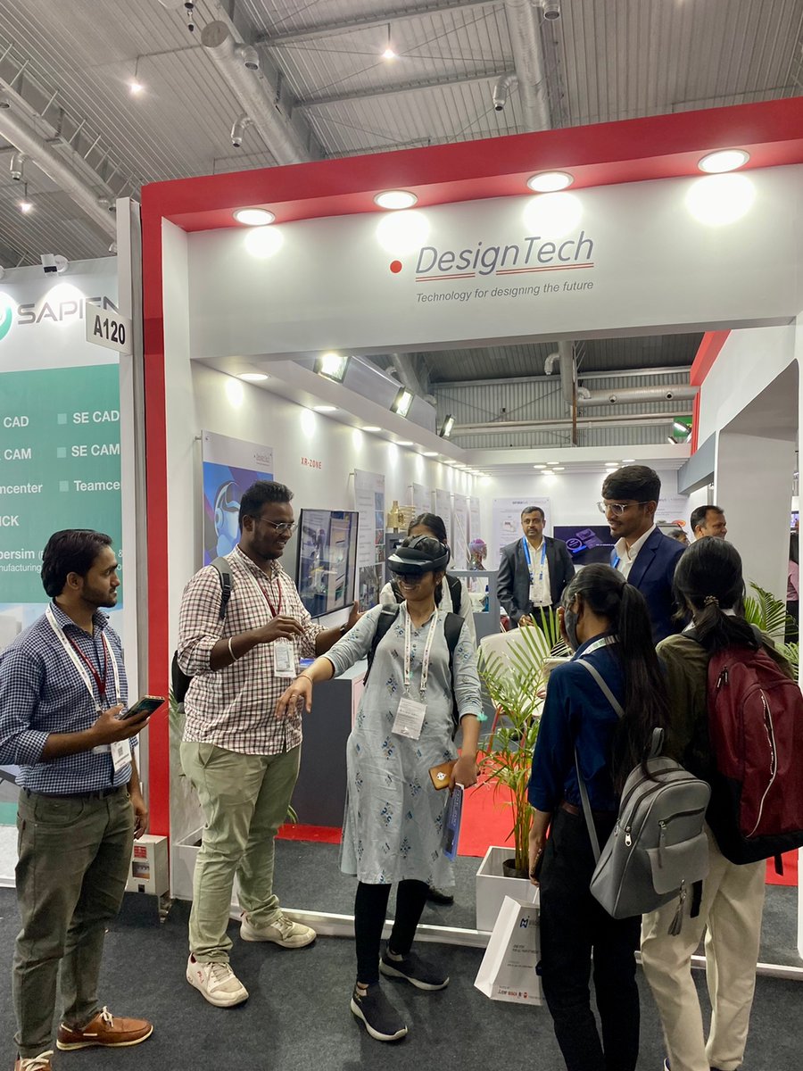 DesignTechSys's tweet image. Visitors experiencing Extended Reality at DesignTech Systems, Hall 1B, Stall No. A115 at IMTEX 2023.
#imtex2023 #DesignTechSys #extendedreality #AugmentedReality