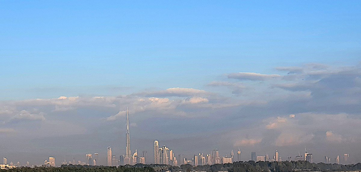 "إن الثروة ليست في الإمكانات المادية وحدها، وإنما الثروة الحقيقية للأمة هي في رجالها، وأن الرجال هم الذين يصنعون مستقبل أمتهم"
-الشيخ زايد آل نهيان الله يرحمه 

يعني البترول والموارد لوحدهم ما بيعملوا شي اذا ما عندك "قادة" قلبهم على البلد والشعب. 
#تصويري_الصباحي
#دانة_الدنيا