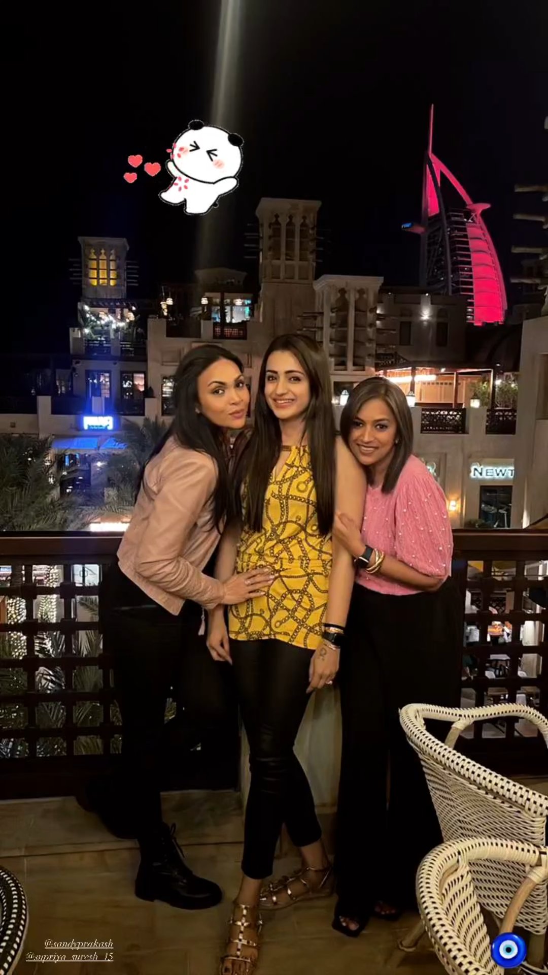 Fm40Kd_aUAIvv0v?format=jpg&name=large