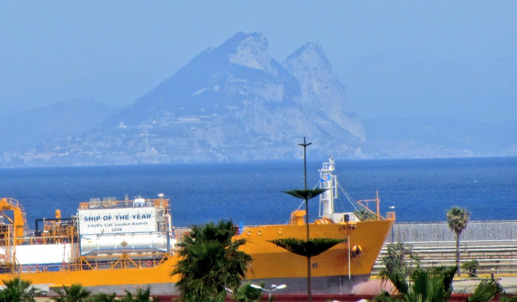GudeAdventures's tweet photo. Gibraltar from Cueta in Africa
https://t.co/mLX3bt5jGH
#travel #Africa #Gibraltar #cueta https://t.co/m0mR6DthV8
