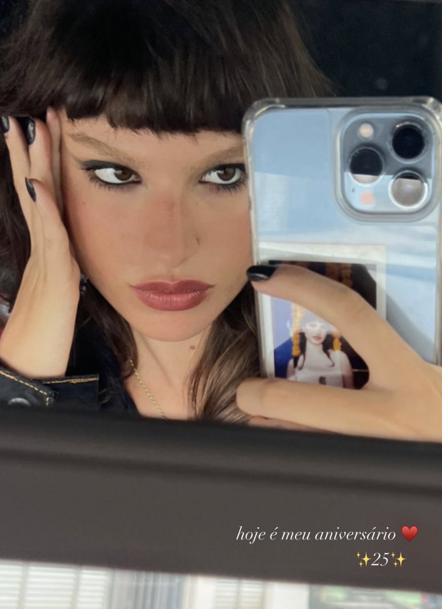 98sgigi's tweet photo. mi gigi cumpliendo años 🥺🤍 https://t.co/79XNH6G8fv
