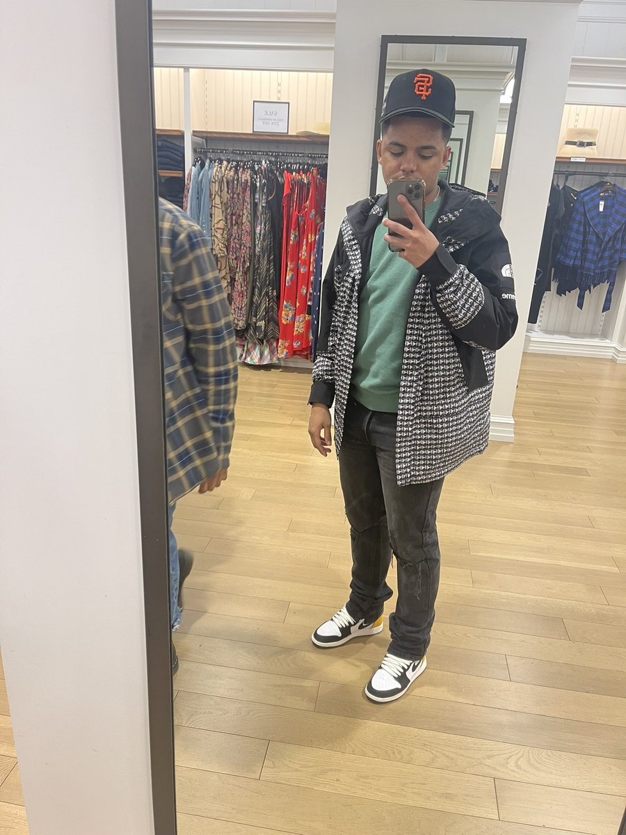 frenchiexnx's tweet image. 