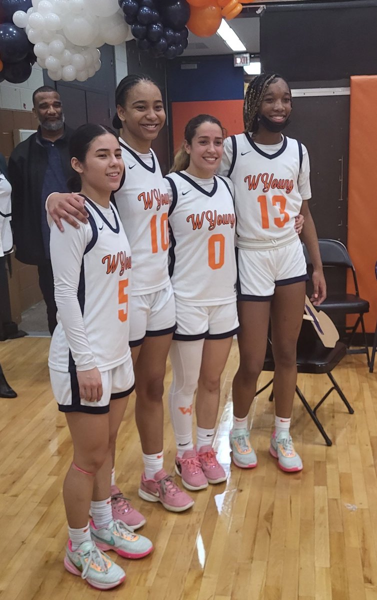 #Dolphinswatch Seniors!