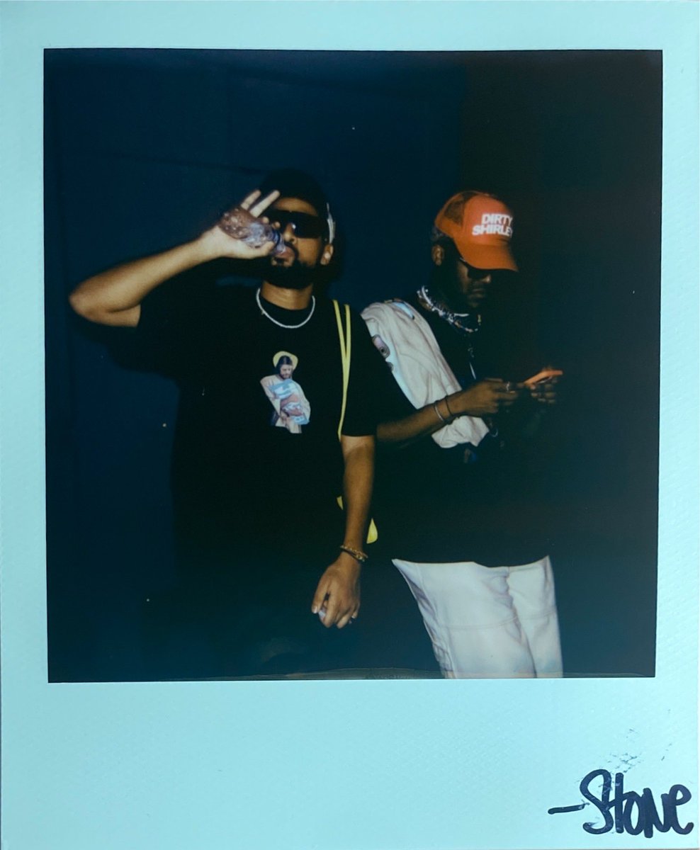 drewzyxo's tweet photo. film me up! https://t.co/UCefLRLdzA