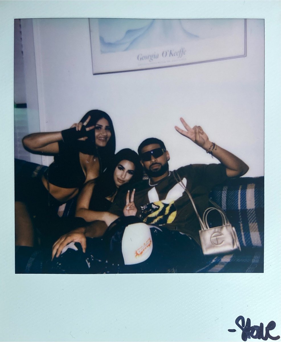 drewzyxo's tweet photo. film me up! https://t.co/UCefLRLdzA