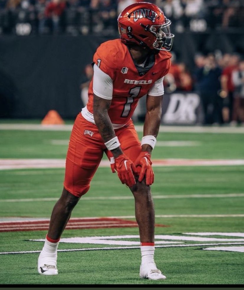 DakoriesM's tweet photo. #AGTG BLESSED TO RECEIVE AN OFFER FROM THE University of Nevada Las Vegas! @Da_DREAM47 @RLC550 @coachcilumba @BrewerHSFB @Coach_BBrowning https://t.co/hwHHmT6F6g