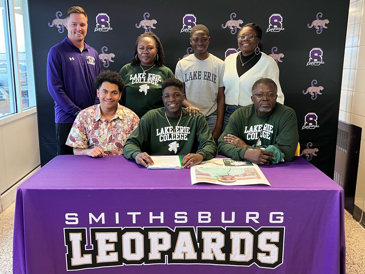 HMMediaSports's tweet photo. Smithsburg senior Josh Hegbe signed a letter of intent to play lacrosse at Division II Lake Erie College. https://t.co/65S1273A9s