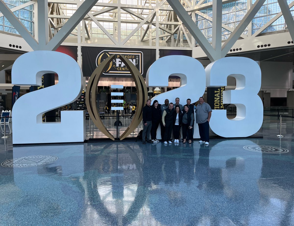 Katie Cavender 👩🏻‍💻 tweet media