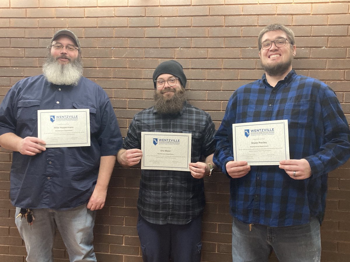 BTEWolfPups's tweet photo. Three of our amazing custodians were recognized at tonight’s Board Meeting for going above and beyond over Winter Break helping at buildings that had water leaks. Thank you, Mike, Eric, and Shane! #wolfpuppride #teamwsd https://t.co/FjX49UgdFP