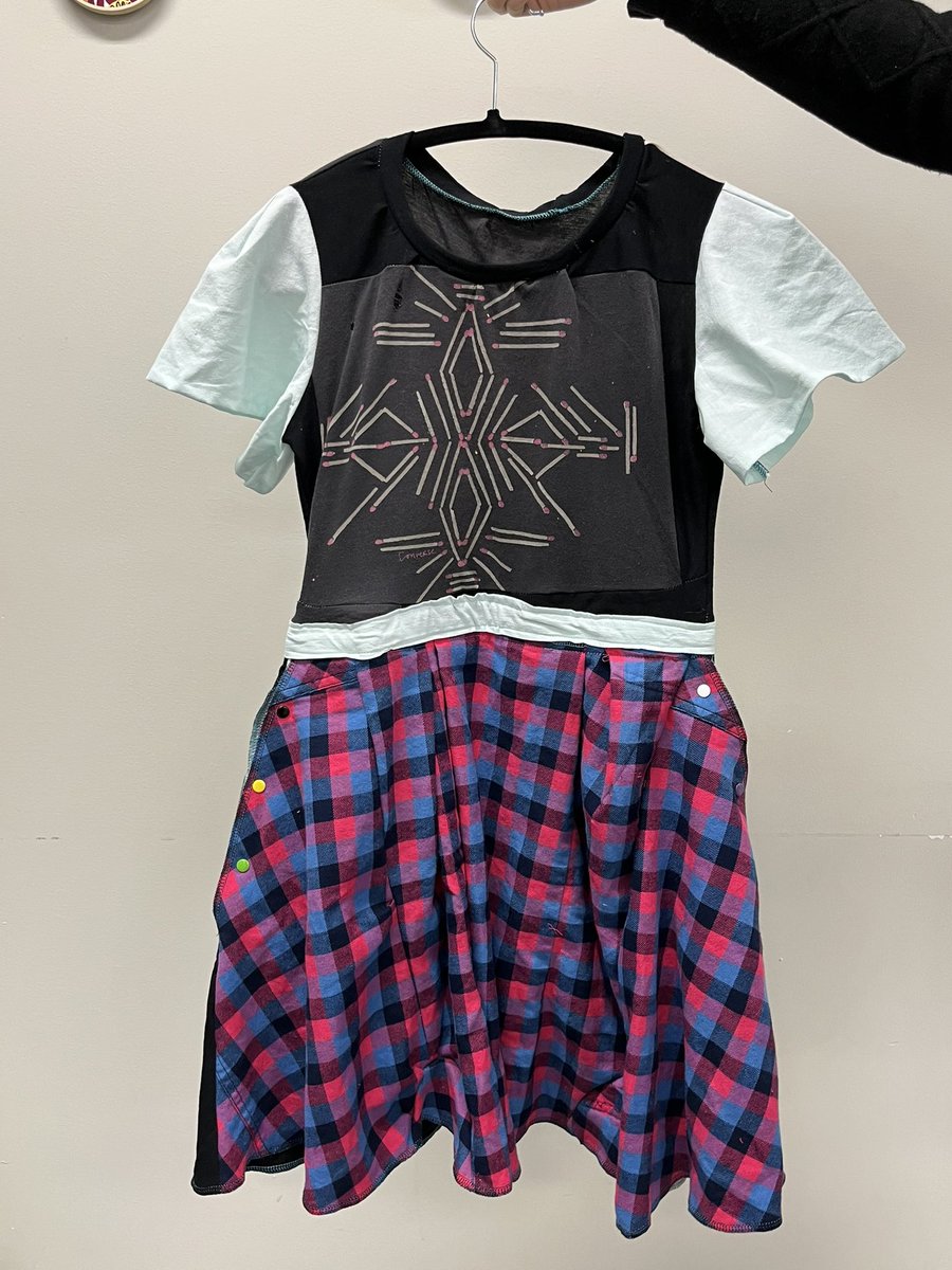 SimcoeDrama's tweet image. The challenge for our last Fashion class assignment was to upcycle or use unconventional materials to make a garment. Here are a couple of finished upcycled items, and I’d say that my students understood the assignment! @SimcoeRedcoats @dsbn