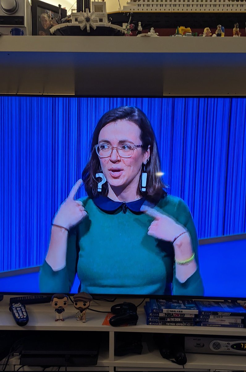 hutchdaddy's tweet image. Jeopardy contestant, Erin, wearing her favorite punctuation earrings tonight. Interrobang ⁉️all I can think of of course is the album for the same name! @switchfoot @jonforeman @jfontamillas @TimForeman @Jeopardy #switchfoot #interrobang #Jeopardy