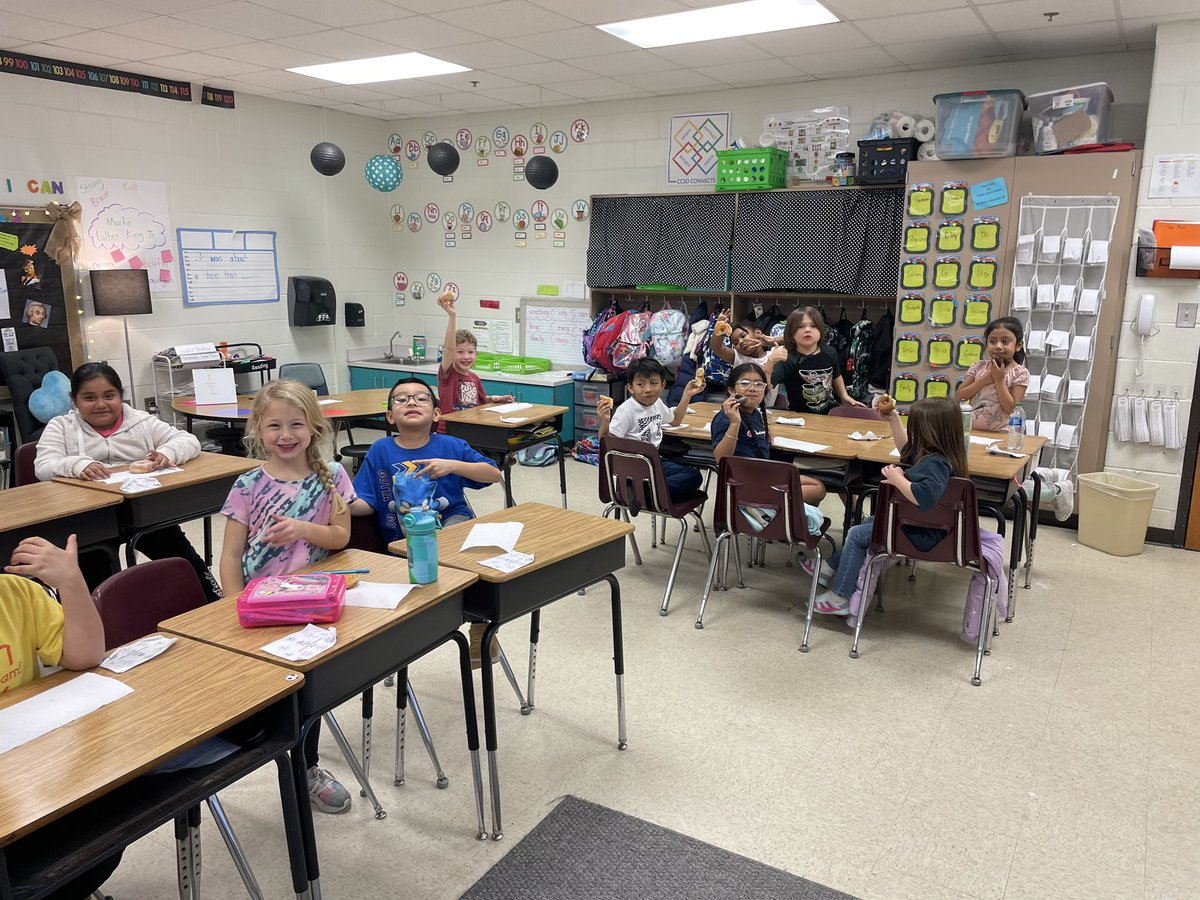 We celebrated the 100th day of school today with fun activities and donuts! I am so lucky because I got to loop with these kiddos. That means we have been learning 280 days of school together. 😱❤️🍩  Their growth is just amazing. <a href="/CherokeeSchools/">Cherokee Co. Schools</a> <a href="/Matt_Kimbrell68/">Matt Kimbrell</a>