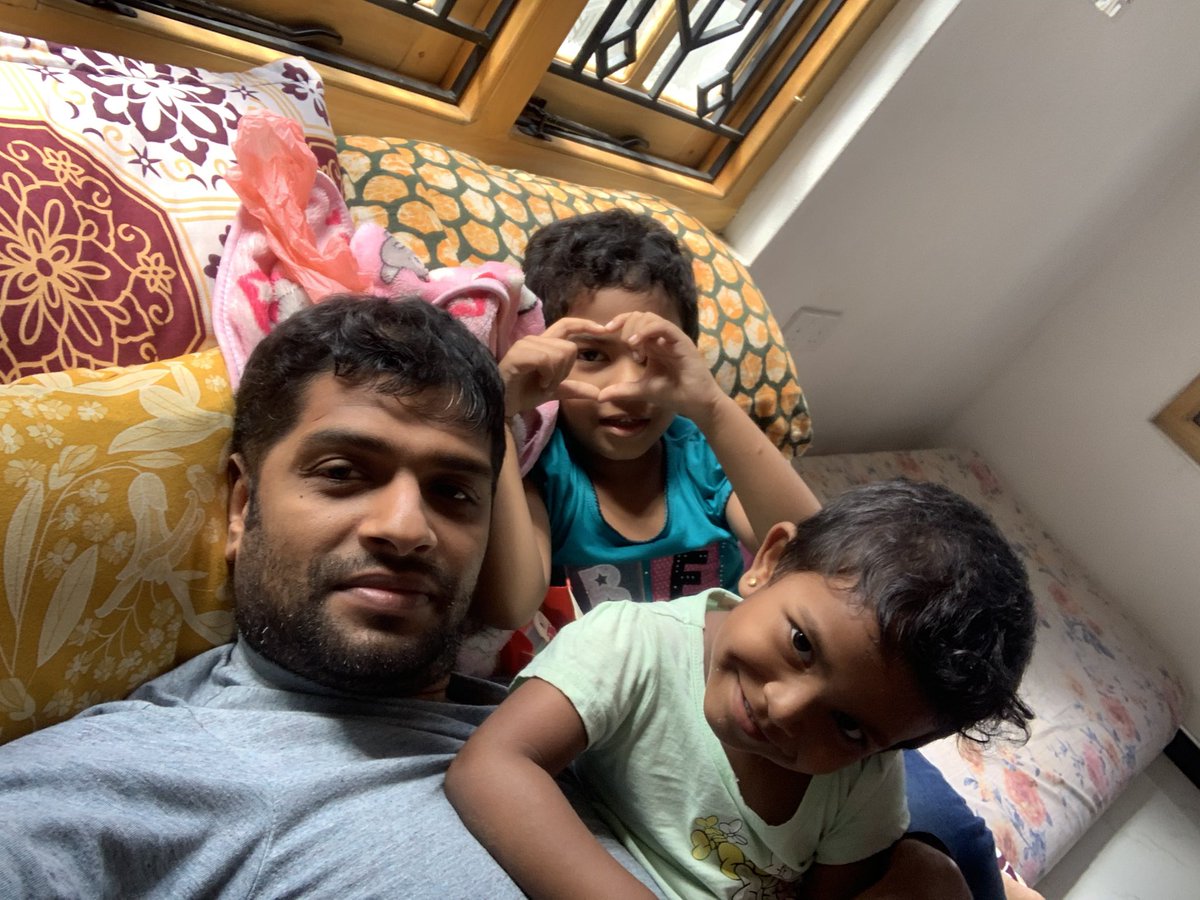 ShamreenSuhail's tweet photo. #selfietime 19.01.2023 #ShasmeenSuhail #ShamreenSuhail https://t.co/kmJL6JhUDH