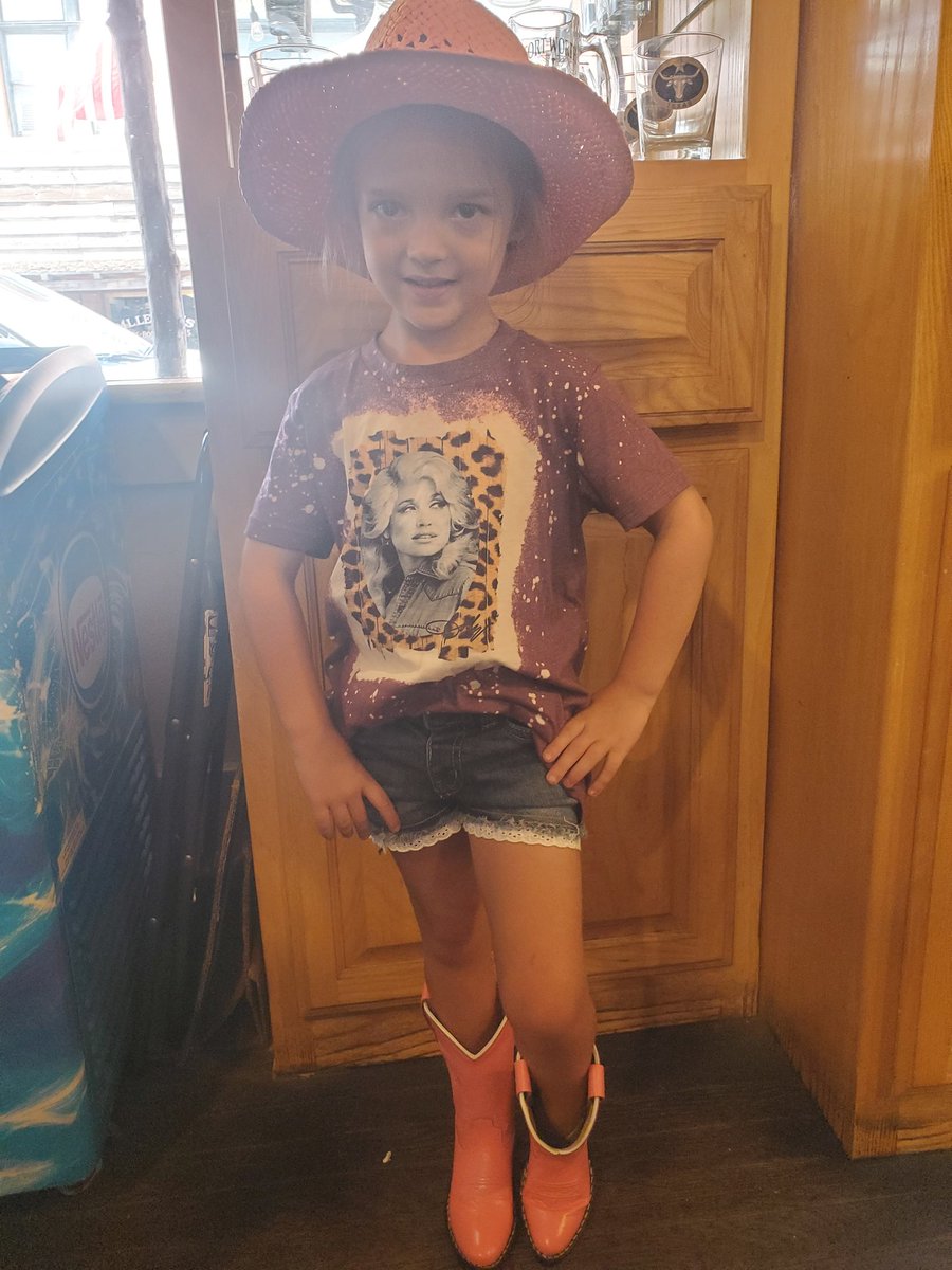 BriCanini's tweet photo. @DollyParton Happy Birthday, Dolly! From your biggest little fan! Love, Peanut! https://t.co/Pm25MD4U03