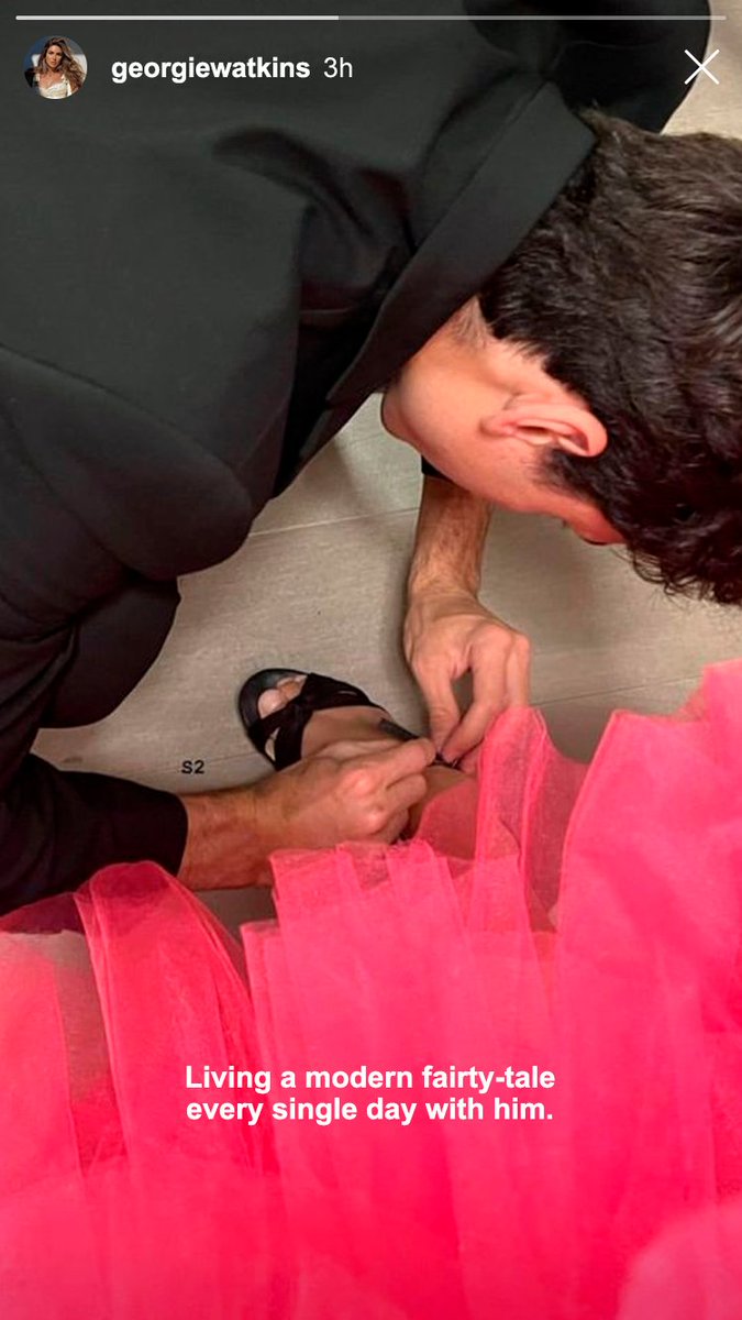 layneverse's tweet image. pov: georgie going into her instagram account and checking her latest instagram story.