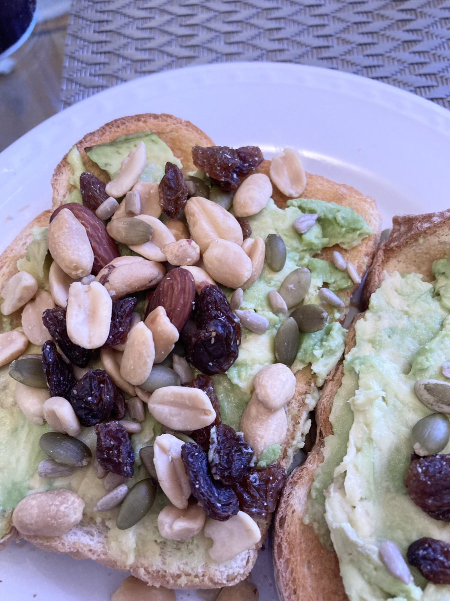 invadingviolet's tweet photo. #foodie 🥑 https://t.co/xy9B7n7yCQ