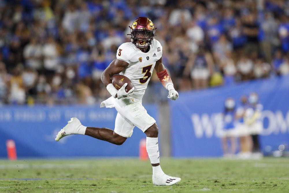 christian6clark's tweet photo. Blessed to have earned an offer from Arizona State University! @aguanos @KennyDillingham @AaronFrana @CoachElauer51 @gridironjrj @Ruben_Gammage19 @ZachAlvira @adamgorney @JeremyO_Johnson @RWrightRivals @BrandonHuffman https://t.co/oKn6ZEe6Su