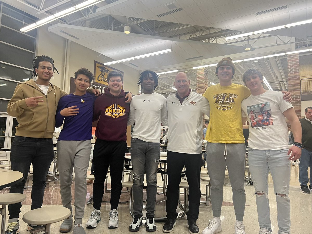 Thankful to have been surrounded by these DBS❤️
