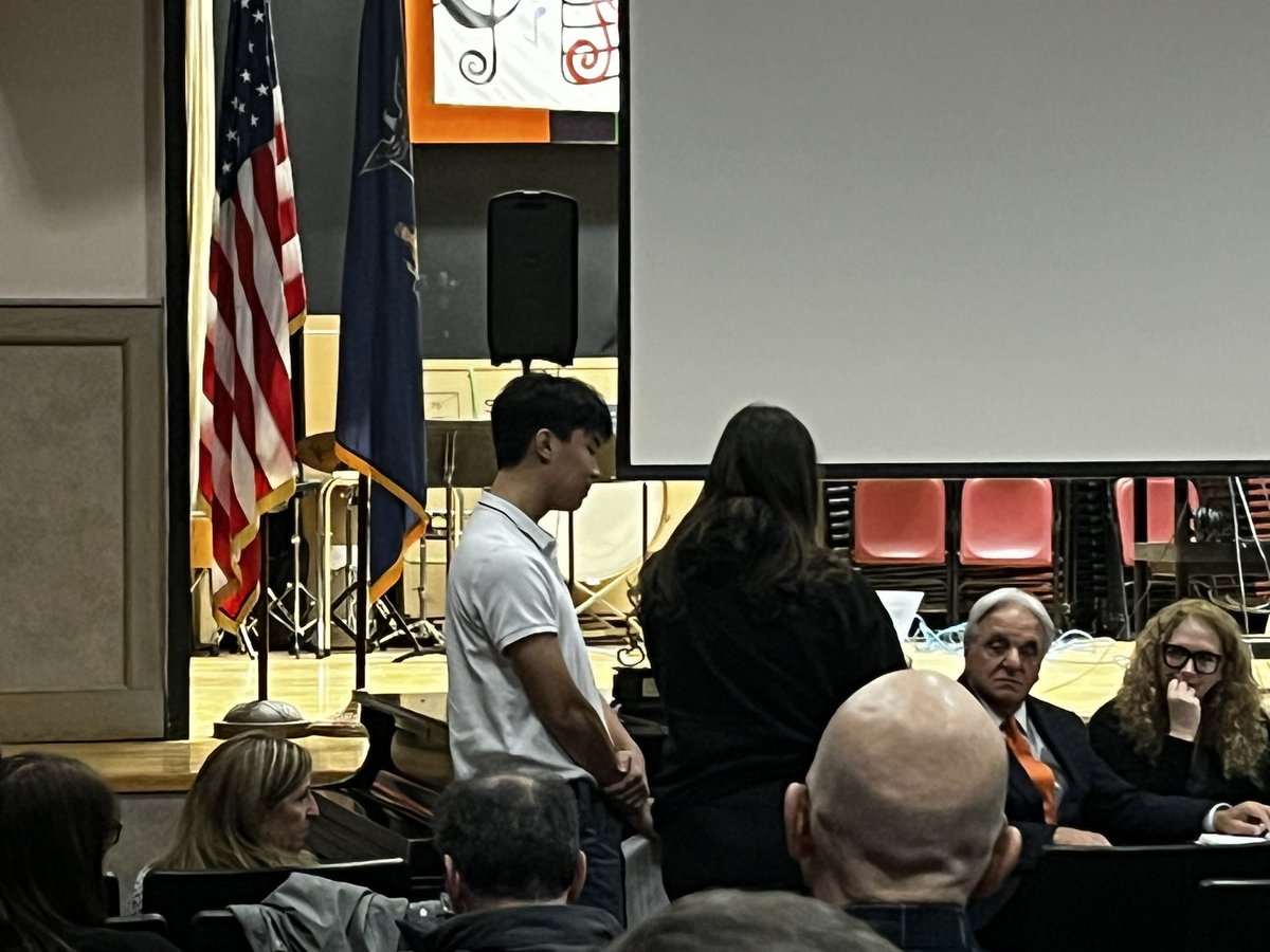 Ruby Shanker and Patrick Zhao doing an outstanding job of presenting about what has been happening at JHS during tonight’s BOE meeting. @JerichoUFSD <a href="/CummingsJericho/">Brian Cummings</a> <a href="/MichealaFinlay/">Micheala Finlay, Ed.D.</a>