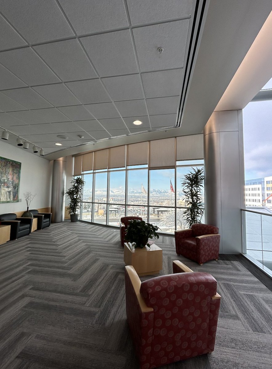 MianZoha's tweet photo. Finished up my first week @MoranEyeCenter I've met the most incredible people and have learned so much more than I could've imagined. And just look at that view !! https://t.co/lxBdDAep6T