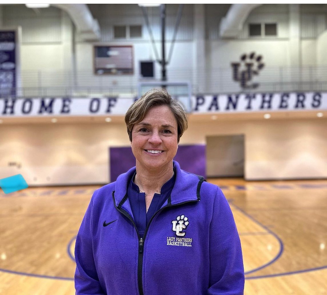 Congratulations Mandy Hunter for being named 8AA Athletic Director of the Year! The Lady Panthers are thankful for all your support. #unionunited