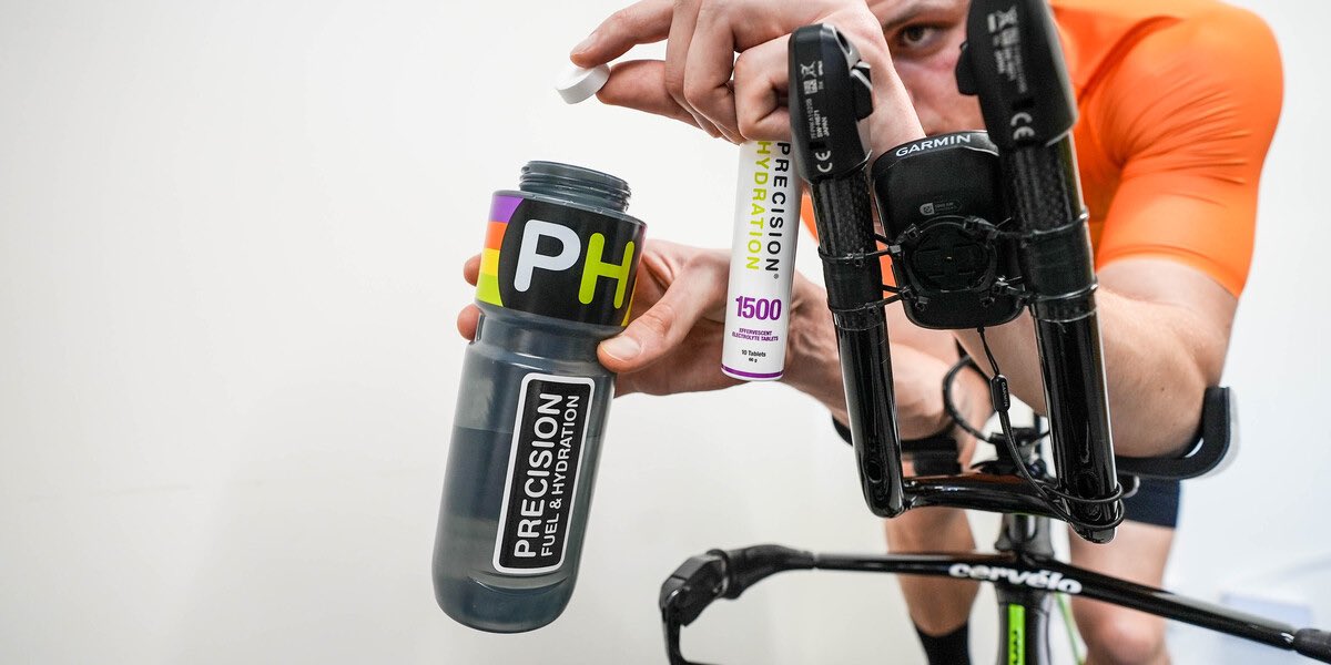 precisionfandh's tweet image. How to hydrate during indoor training

Pro triathlete Leon Chevalier is doing about half of his training indoors at the moment.

If you're training indoors at the moment, Andy shares five tips to help you nail your approach to hydration...

precisionhydration.com/performance-ad…