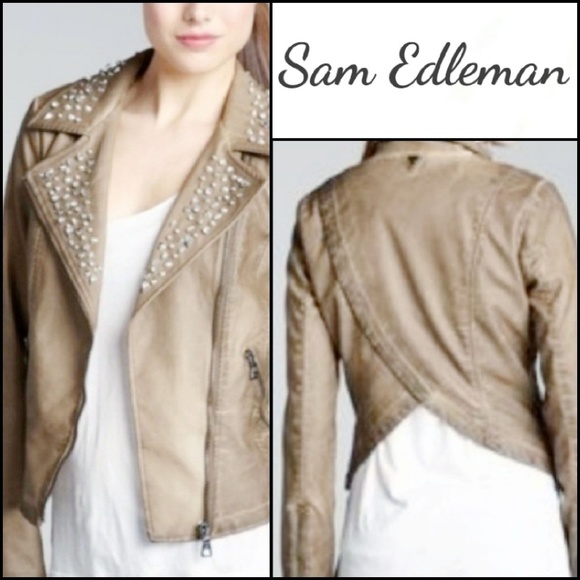 Lady_Channail's tweet image. So good I had to share! Check out all the items I'm loving on @Poshmarkapp from @Spoiledinpdx2 @blendedtags #poshmark #fashion #style #shopmycloset #samedelman: posh.mk/avF7uojkJwb