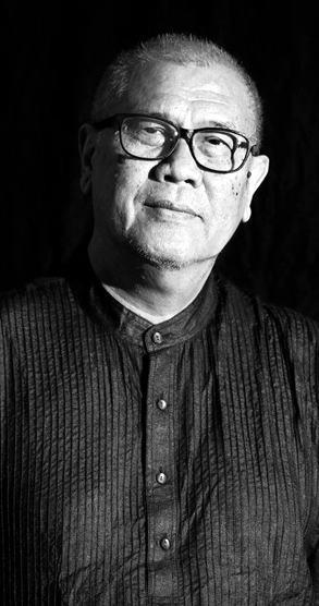 InstitutUngu's tweet photo. Duka mendalam. Dunia teater Indonesia kehilangan seorang maestro teater, budayawan Indonesia. Selamat jalan Mas Nano Riantiatno. Karya dan kebaikan hatimu selalu di hati kami. Mas Nano, Presente! Turut berduka cita mendalam untuk keluarga dan @teaterkoma. RIP https://t.co/cA2UJQOdBj