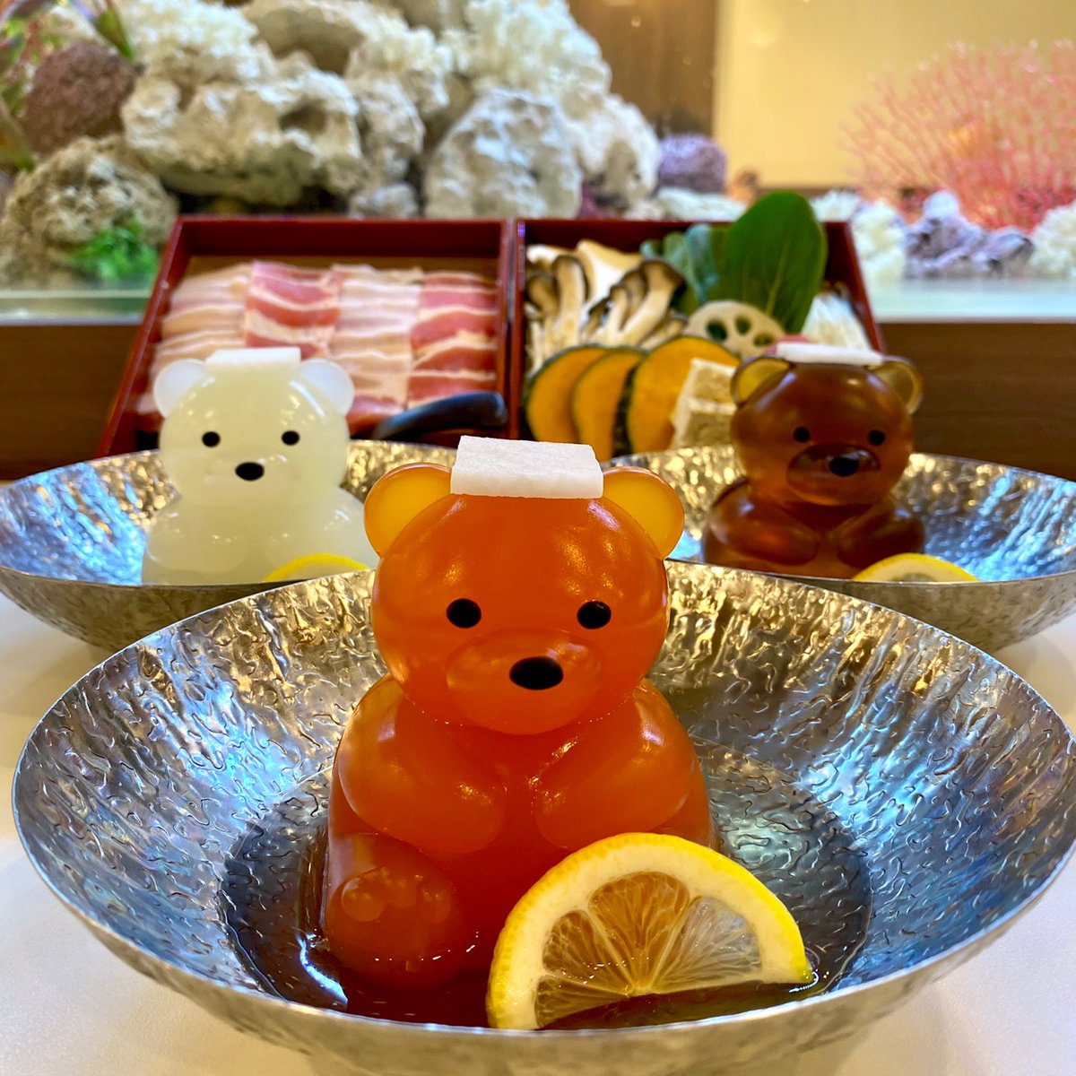 KoreabyMe's tweet photo. 韓妞IG洗版的小熊火鍋(首爾大入口站) Bear shabu-shabu near SNU
-🇭🇰 Yonnie Lee

閱讀更多: https://t.co/u3bmwsKPw7

#KoreabyMe #火鍋 #小熊 #小熊火鍋 #首爾大入口站 #首爾 #SNU #hotpot #shabushabu #bear #Seoul https://t.co/r6tVIE0SLr