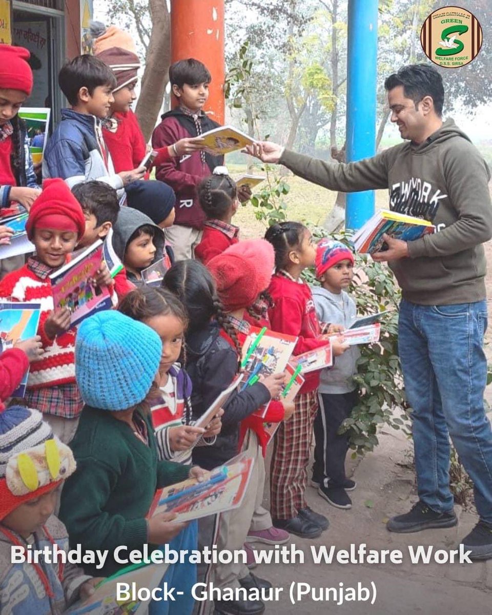 Giving #GiftOfSmile is easy. Let little children smile by providing them with food, warm clothes, toys and stationery if they can’t afford them. This is one of the ways to spread smiles used by Dera Sacha Sauda volunteers as per Saint Gurmeet Ram Rahim Ji Insan’s guidance.