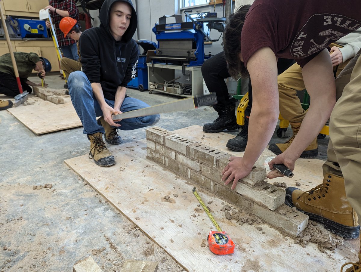 MsSawler's tweet photo. Construction Trades 11 students in Mr. Muir's class at PVEC are exploring masonry work.  Thank you to our partners at the Canadian Masonry Design Centre for their support to engage our students! https://t.co/R4m7noSslt