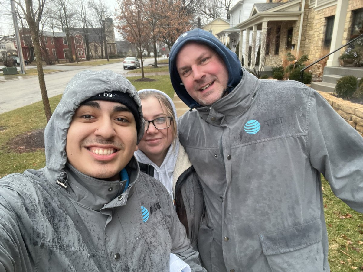 Rain or shine! Everyone needs to know about AT&T Fiber! @kpflagship @FiberTeamKevin @LorenMiller2004 @BrianWest_GLM #LifeAtAtt